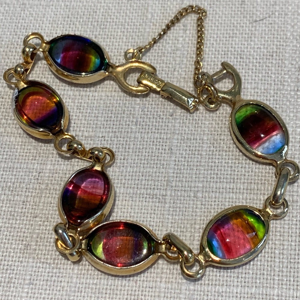 VINTAGE Sara Coventry "Wood Nymph" bracelet